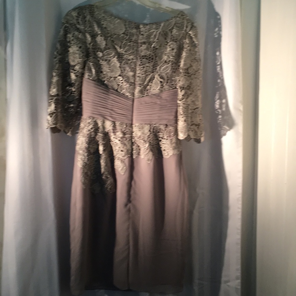 Dress - Picture 3 of 3